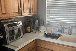 10093 Santiago Ct, Seminole, FL 33776 - Photo 6