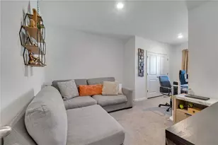 2916 Peony Pr Ln, Wesley Chapel, FL 33543 - Photo 26