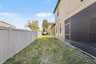 5128 Bay Isle Cir, Clearwater, FL 33760 - Photo 32