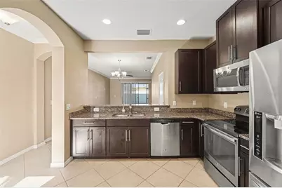 5128 Bay Isle Circle, Clearwater, FL 33760 - Photo 12