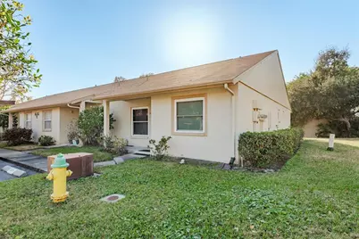 10853 43rd Street N #1104, Clearwater, FL 33762 - Photo 2