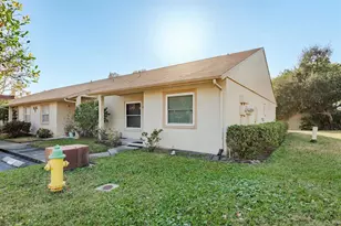 10853 43rd St N, Clearwater, FL 33762 - Photo 2