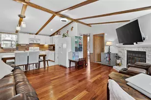 8804 Fouress Ln, Gibsonton, FL 33534 - Photo 4