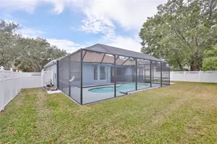 2806 Brooke Pines Ct, Plant City, FL 33566 - Photo 48