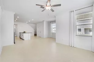 10811 Fowlers Blf Ct, Tampa, FL 33647 - Photo 14