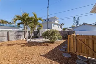 3038 58th St S, Gulfport, FL 33707 - Photo 14