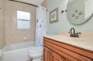 17604 Fallowfield Dr, Lutz, FL 33549 - Photo 22