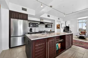 405 Central Ave, Saint Petersburg, FL 33701 - Photo 16