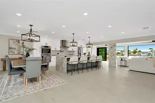 825 116th Ave, Treasure Island, FL 33706 - Photo 12
