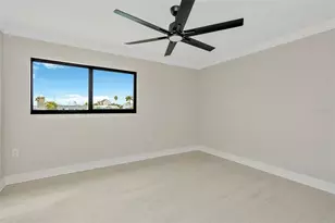 825 116th Ave, Treasure Island, FL 33706 - Photo 32