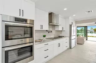 825 116th Ave, Treasure Island, FL 33706 - Photo 14