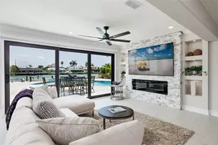 825 116th Ave, Treasure Island, FL 33706 - Photo 12