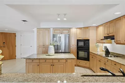 16326 Gulf Boulevard #307, Redington Beach, FL 33708 - Photo 6