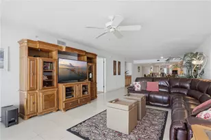 16326 Gulf Blvd, Redington Beach, FL 33708 - Photo 12