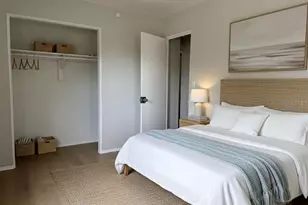 900 40th St S, Saint Petersburg, FL 33711 - Photo 6