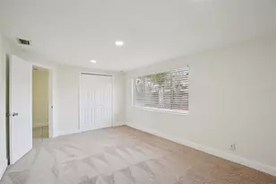 3808 Coral Dr, Tampa, FL 33619 - Photo 14