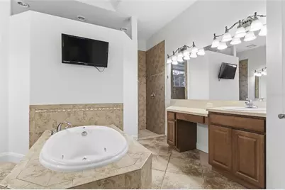 2514 Martucci, Seffner, FL 33584 - Photo 12