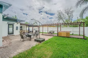 416 Country Club Dr, Oldsmar, FL 34677 - Photo 18
