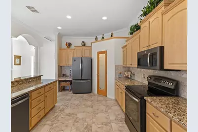 13417 Whitehaven Court, Spring Hill, FL 34609 - Photo 8