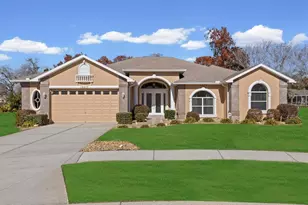 13417 Whitehaven Ct, Spring Hill, FL 34609 - Photo 2