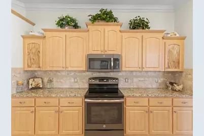 13417 Whitehaven Court, Spring Hill, FL 34609 - Photo 6