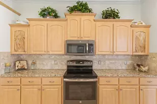 13417 Whitehaven Ct, Spring Hill, FL 34609 - Photo 6