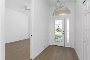 6778 Greenview Ln, Englewood, FL 34224 - Photo 4