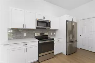 6778 Greenview Ln, Englewood, FL 34224 - Photo 16