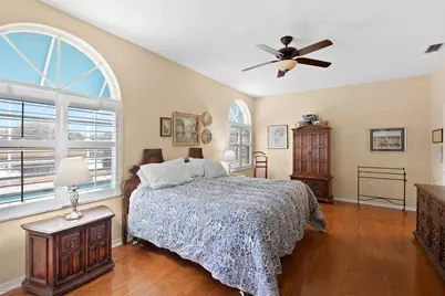 1040 Dartford Drive, Tarpon Springs, FL 34688 - Photo 14