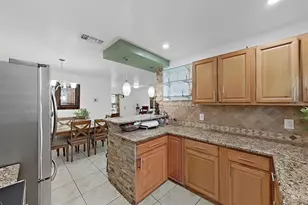 3306 E Chelsea St, Tampa, FL 33610 - Photo 14