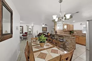 3306 E Chelsea St, Tampa, FL 33610 - Photo 12
