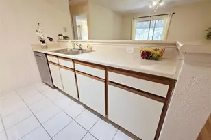 9100 Dr Martin Luther King Jr Street N, Saint Petersburg, FL 33702 - Photo 4