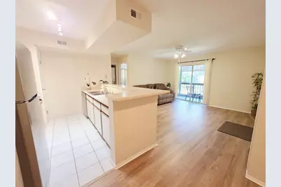 9100 Dr Martin Luther King Jr Street N #715, Saint Petersburg, FL 33702 - Photo 6