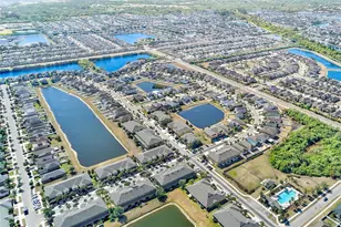 1902 Hawks View Dr, Ruskin, FL 33570 - Photo 40