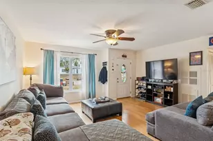 1234 Forrest Hill Dr, Clearwater, FL 33756 - Photo 10