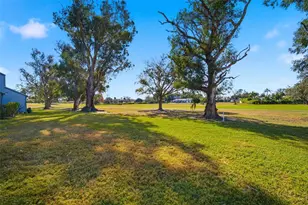 9100 Park Blvd, Seminole, FL 33777 - Photo 26