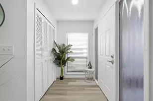 9100 Park Blvd, Seminole, FL 33777 - Photo 6