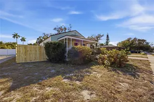 5824 Gulfport Blvd S, Gulfport, FL 33707 - Photo 36