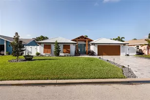 120 97th Ave NE, Saint Petersburg, FL 33702 - Photo 1
