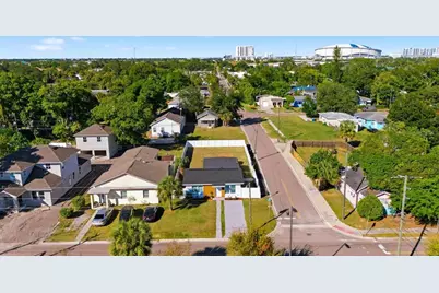 1801 13th Avenue S, Saint Petersburg, FL 33712 - Photo 1