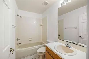 10246 Timberland Point Dr, Tampa, FL 33647 - Photo 22