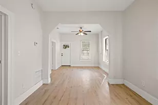 2113 W Cherry St, Tampa, FL 33607 - Photo 8