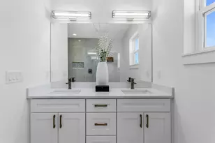 2138 W Chestnut St, Tampa, FL 33607 - Photo 30