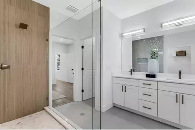 2138 W Chestnut Street, Tampa, FL 33607 - Photo 28