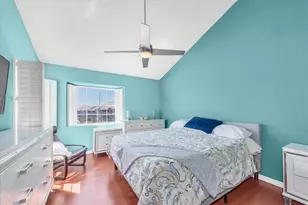 6931 Stonesthrow Cir N, Saint Petersburg, FL 33710 - Photo 14