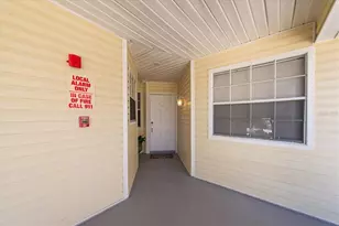 6931 Stonesthrow Cir N, Saint Petersburg, FL 33710 - Photo 42