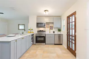 1235 Palm St, Clearwater, FL 33755 - Photo 8