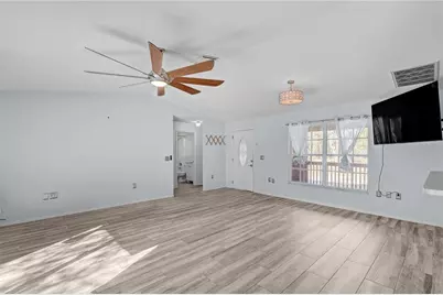 8849 Richmond Street, Gibsonton, FL 33534 - Photo 6