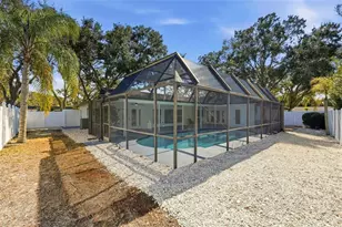 2770 Westchester Dr S, Clearwater, FL 33761 - Photo 38