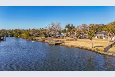 6108 Oak Ridge Avenue, New Port Richey, FL 34653 - Photo 2